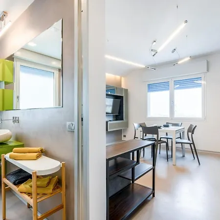 Rimini Marina Centro Station Apartment Exterior photo